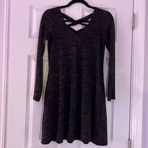A Byer Small Black Long Sleeve Dress with Bow Tie